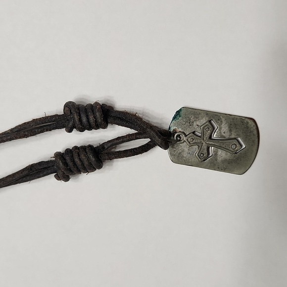 CROSS Medallion Cord Necklace - Picture 1 of 4